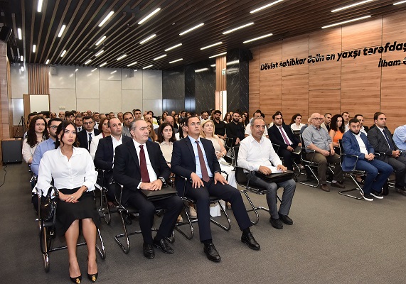 Litvalı jurnalist 30 il sonra Qarabağda: Nələr danışdı?