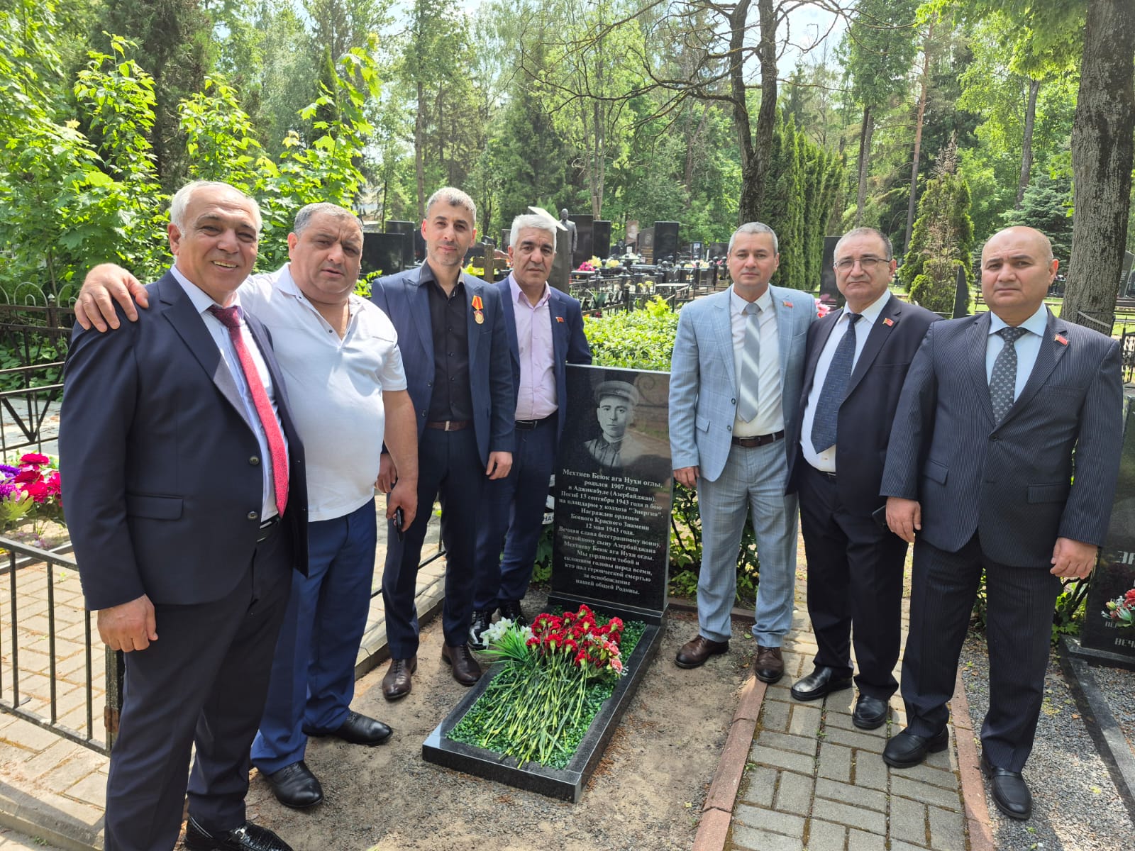 В Брянске открыли памятник ветерану войны из Азербайджана