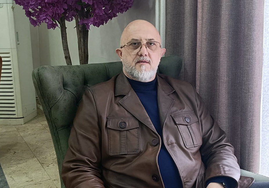 Dünya dönüş nöqtəsində: köhnə güc mərkəzlərinin zəifləməsi ilə yeni güc arbitrlərinin yüksəlişi arasında
