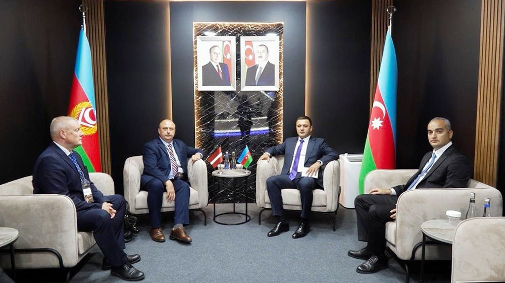 Aqil Qurbanov “ADEX-2026” sərgisində bir sıra görüşlər keçirib