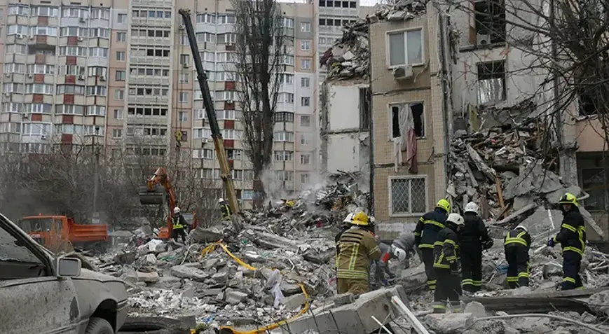 Moskvaya 630 PUA ilə hücum edildiyi bildirilir, yaralılar var