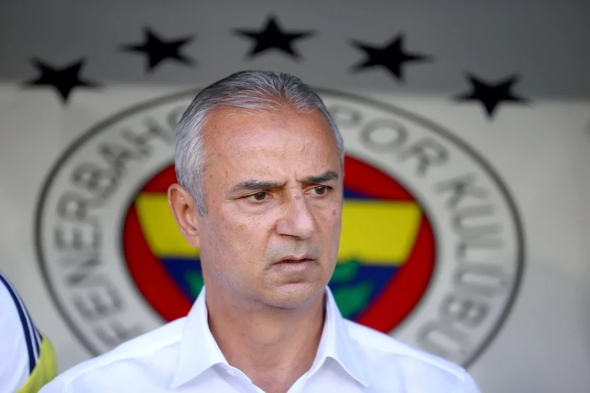 “Fənərbağça”nın baş məşqçisi ilə müqaviləyə xitam verilib